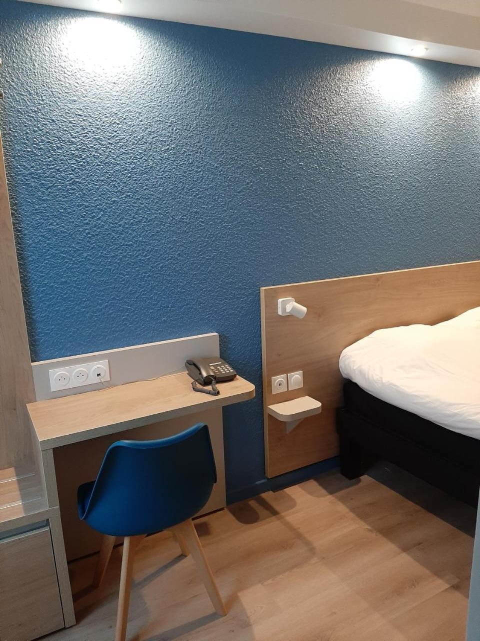 Brit Centre Hotel 3*